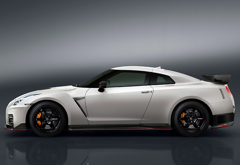 2017 Nissan GT-R Nismo