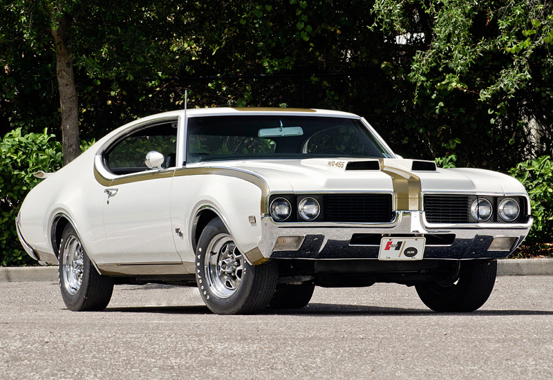 1969 Oldsmobile 442 Hurst/Olds Holiday Coupe