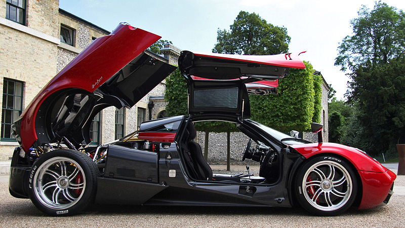 2011 Pagani Huayra