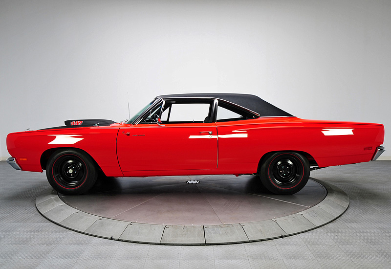 1969 Plymouth Road Runner 440+6 Coupe