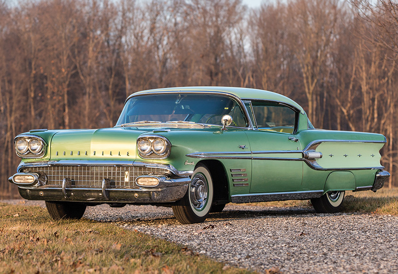 1958 Pontiac Bonneville Custom Sport Coupe