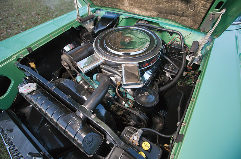 1958 Pontiac Bonneville Custom Sport Coupe