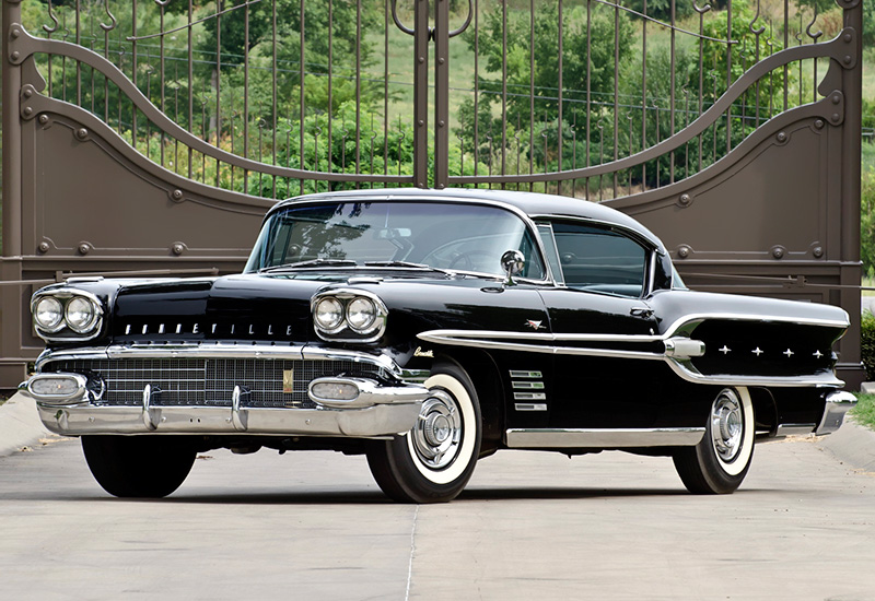 1958 Pontiac Bonneville Custom Sport Coupe