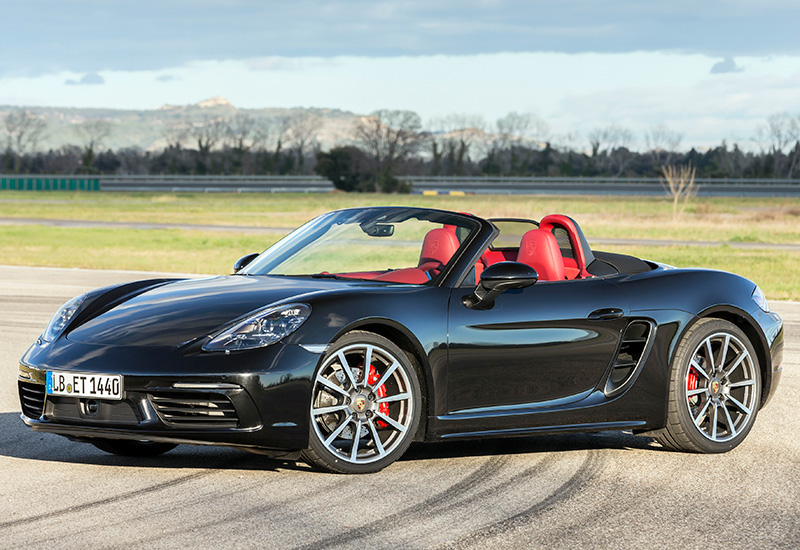 2017 Porsche 718 Boxster S (982)