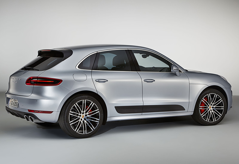 2016 Porsche Macan Turbo Performance Package