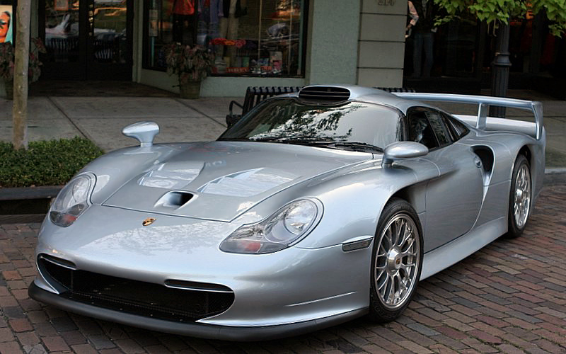 1997 Porsche 911 GT1 (996) Road car