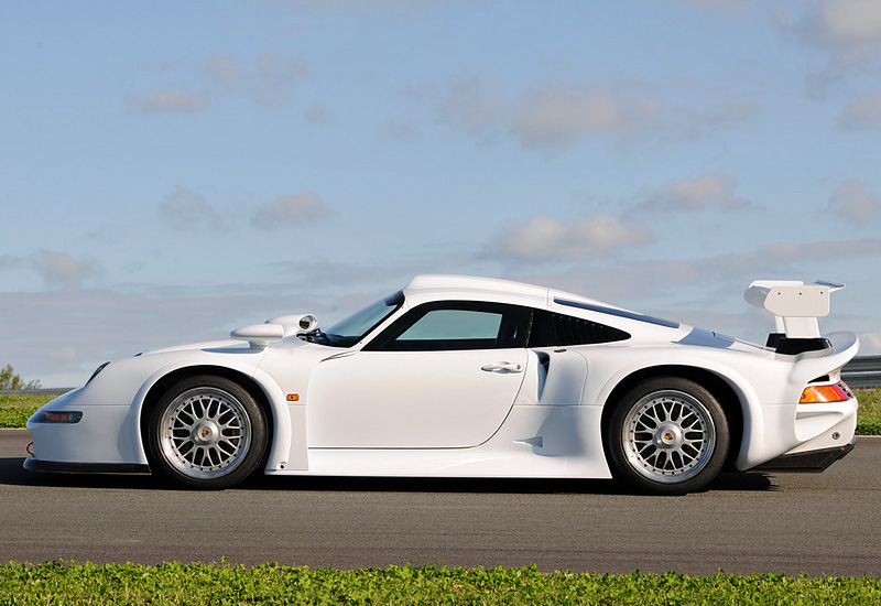 1996 Porsche 911 GT1 (993) Road car