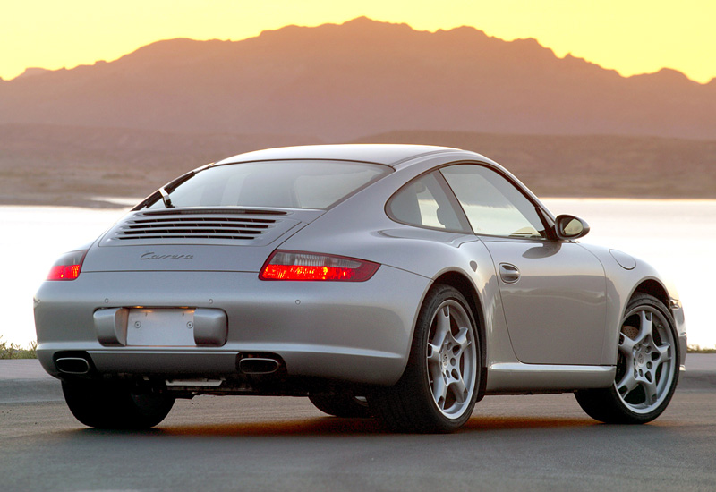 2005 Porsche 911 Carrera Coupe (997)