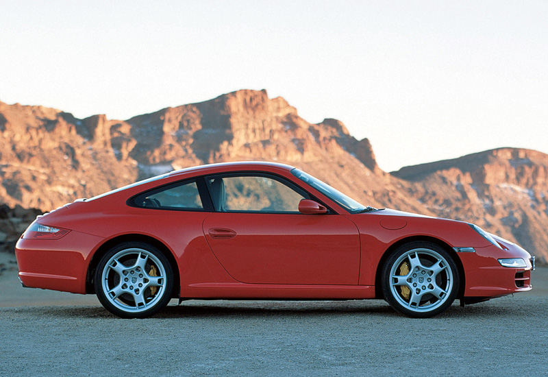 2005 Porsche 911 Carrera S Coupe (997)