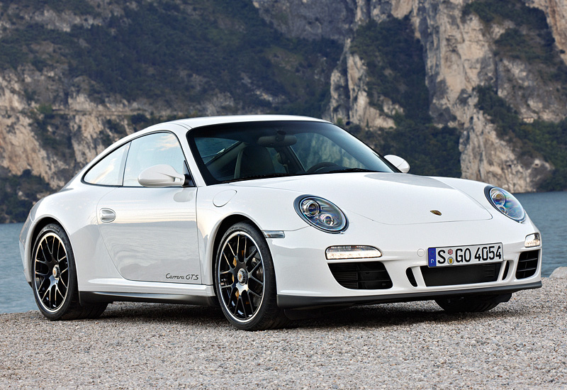 2010 Porsche 911 Carrera GTS Coupe (997)