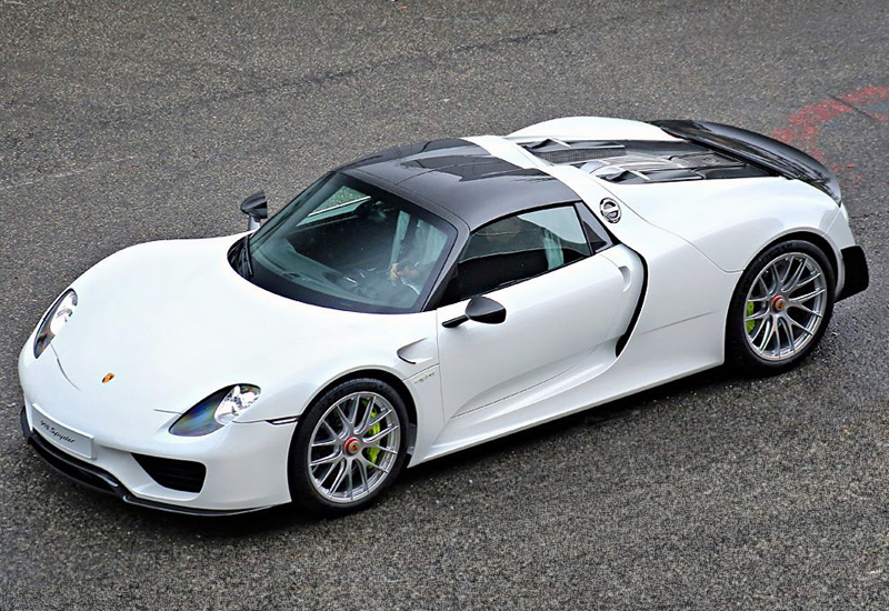 2014 Porsche 918 Spyder Weissach Package