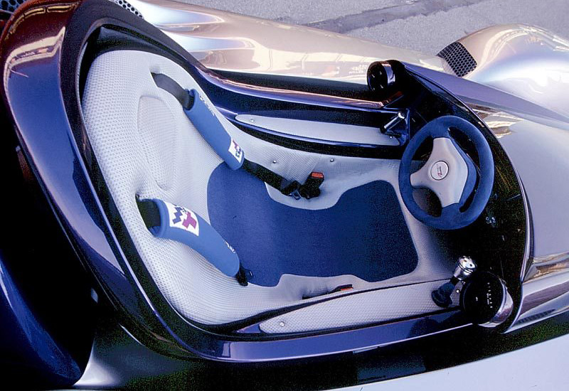 2001 Rinspeed Advantige R-One Concept