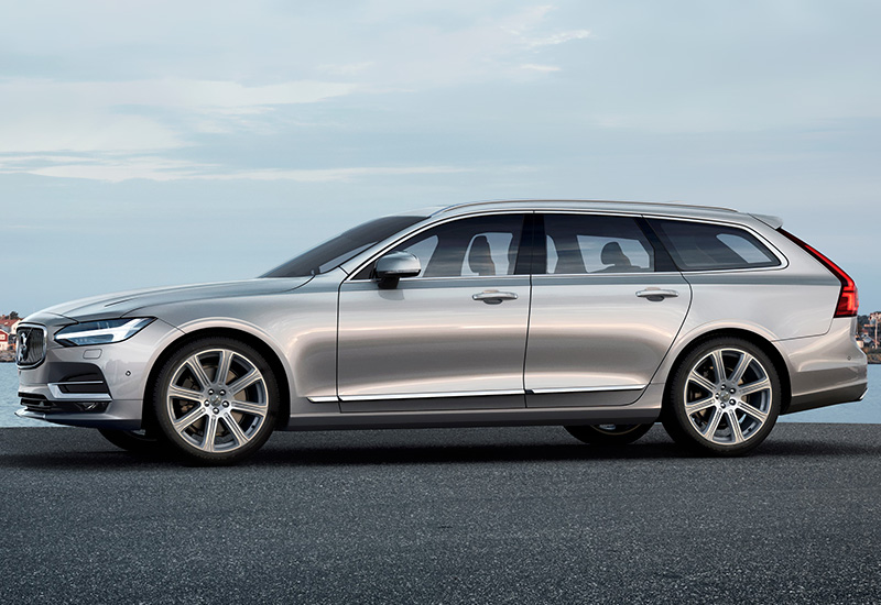 2017 Volvo V90 T8