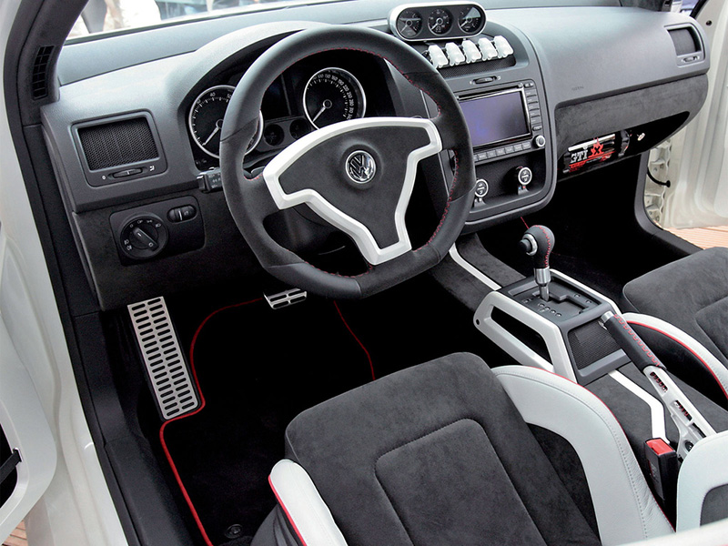 2007 Volkswagen Golf GTI W12 650 Concept