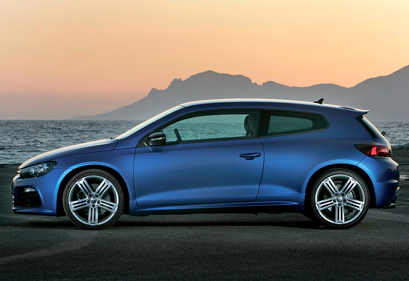 2009 Volkswagen Scirocco R