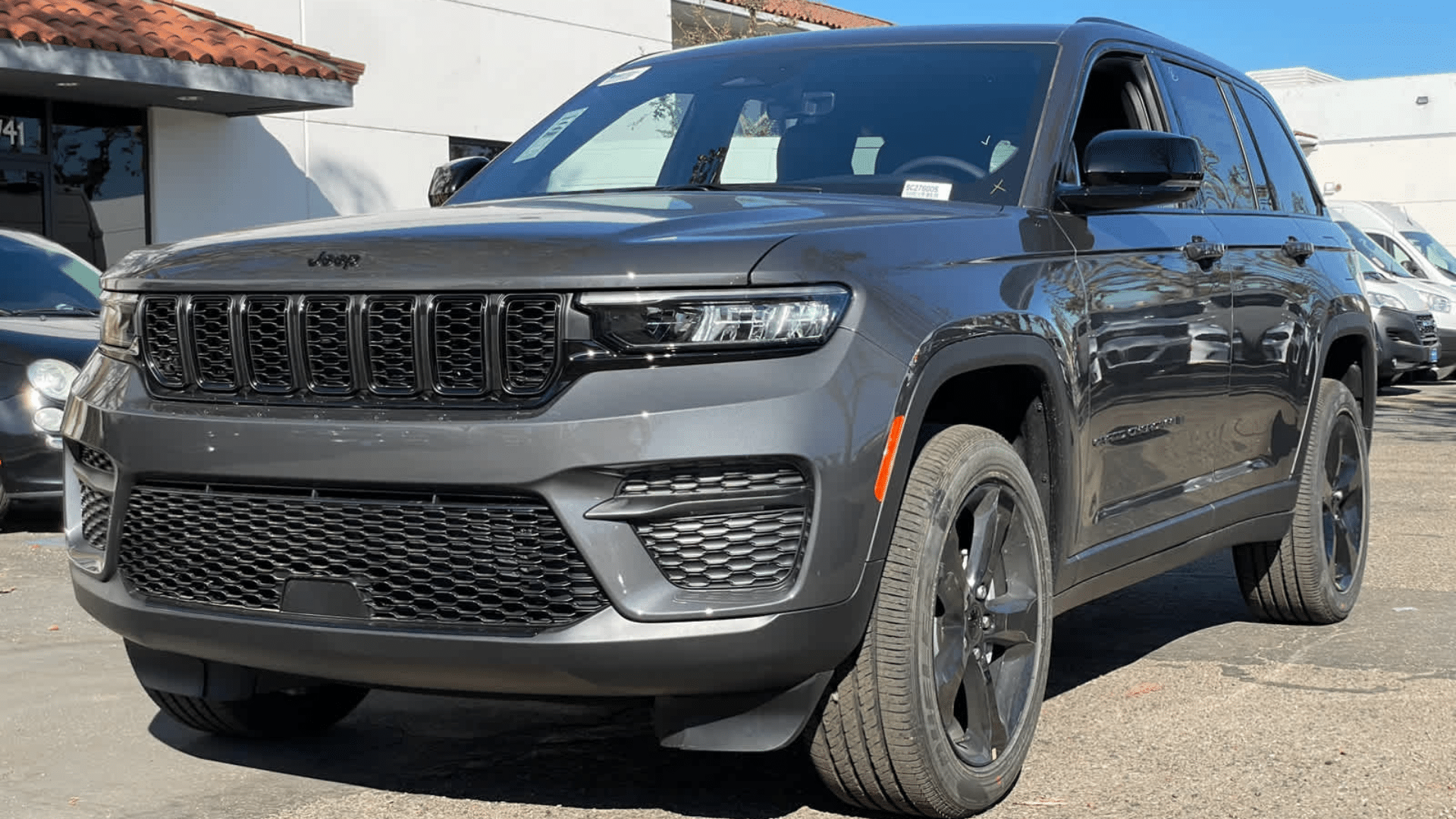 2025_Grand_Cherokee_Altitude