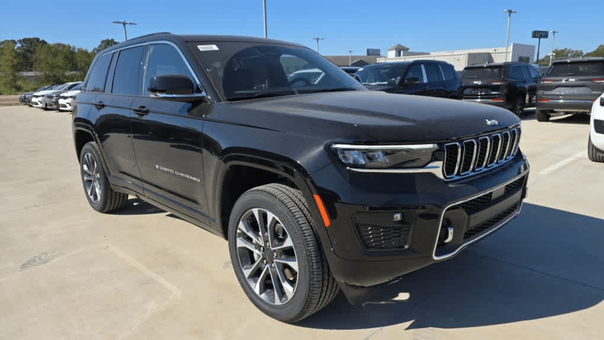 2025_Grand_Cherokee_Overland