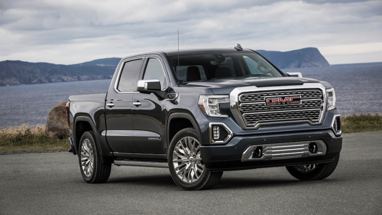 How Much Does a GMC Sierra Weigh?
